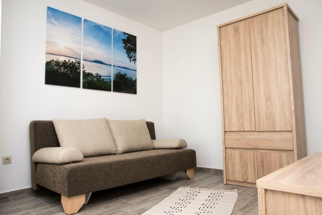 Akvarium Apartmanhazak Keszthely Exterior foto