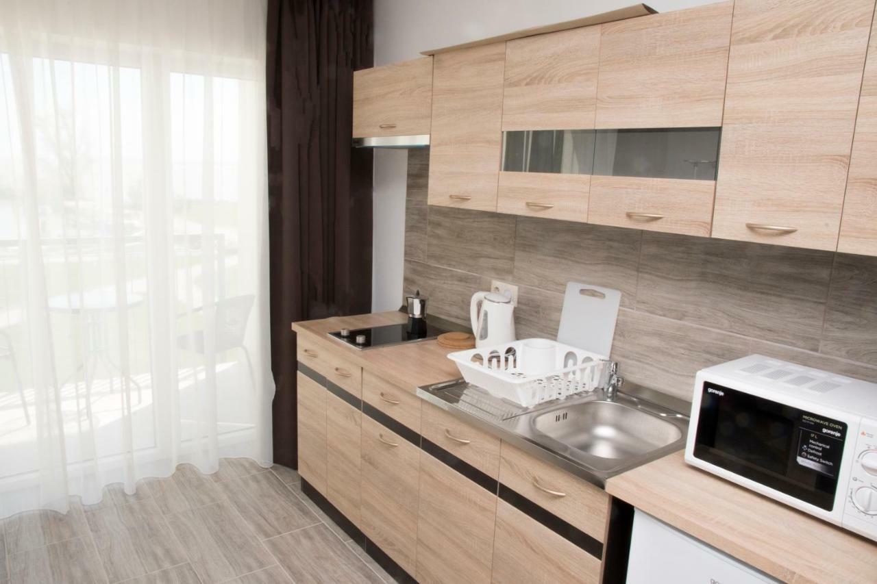 Akvarium Apartmanhazak Keszthely Exterior foto